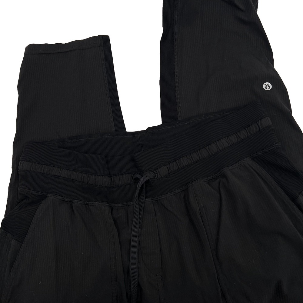 LULULEMON Women's Sz 8 Dance Studio Crop 25" Pants in Black Stretch Lightweight